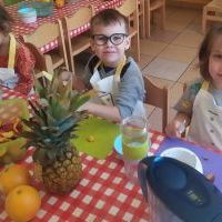 WAKACYJNE KUCHARZENIE. OWOCOWE SMOOTHIE (4)