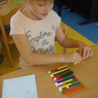 KLOCKI CUISENAIRE'A CZYLI LICZBY W KOLORACH (12)